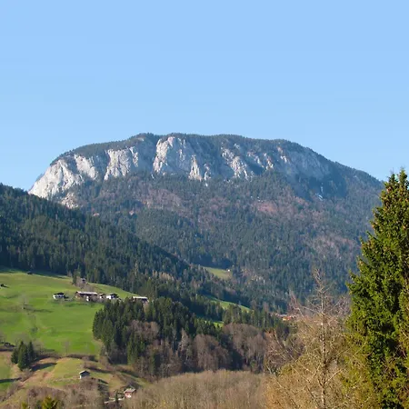 Haus Jochblick Familie Loinger Bed & Breakfast